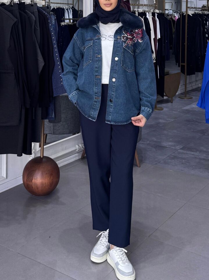 KÜRKLÜ İŞLEMELİ DENİM CEKET  LACİVERT