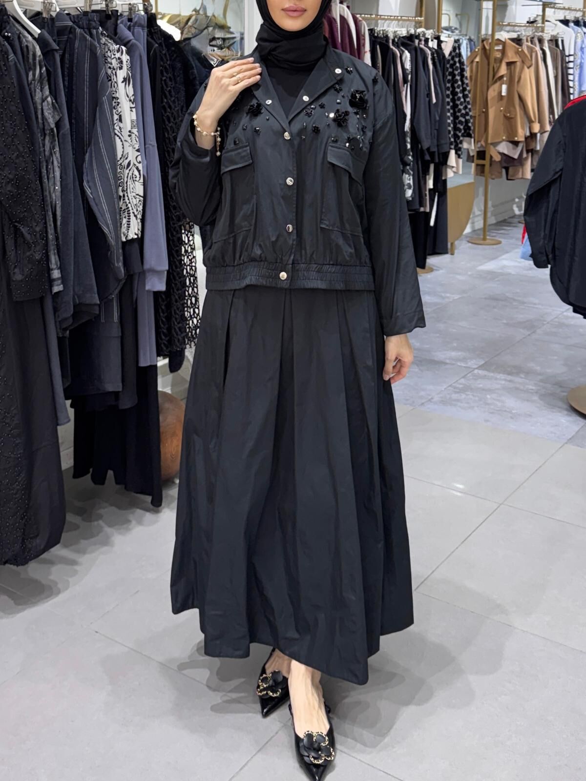 PUL DETAYLI ETEKLİ TAKIM SİYAH