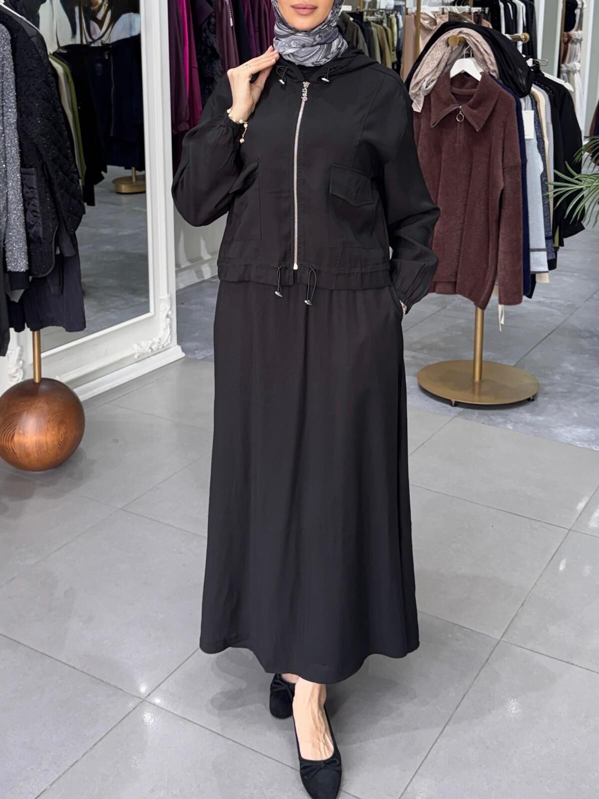 CEP DETAYLI ETEKLİ TAKIM SİYAH