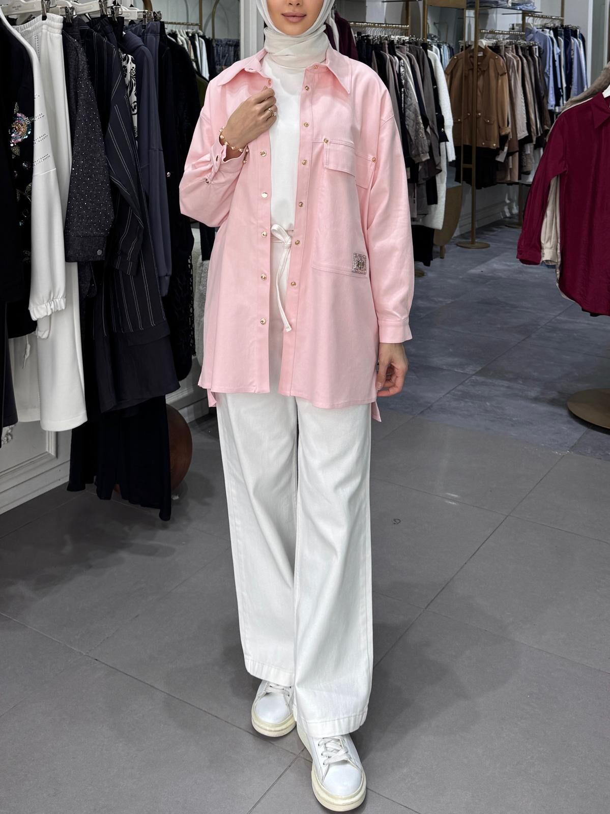 CEBİ İŞLEME DETAYLI DENİM CEKET PEMBE