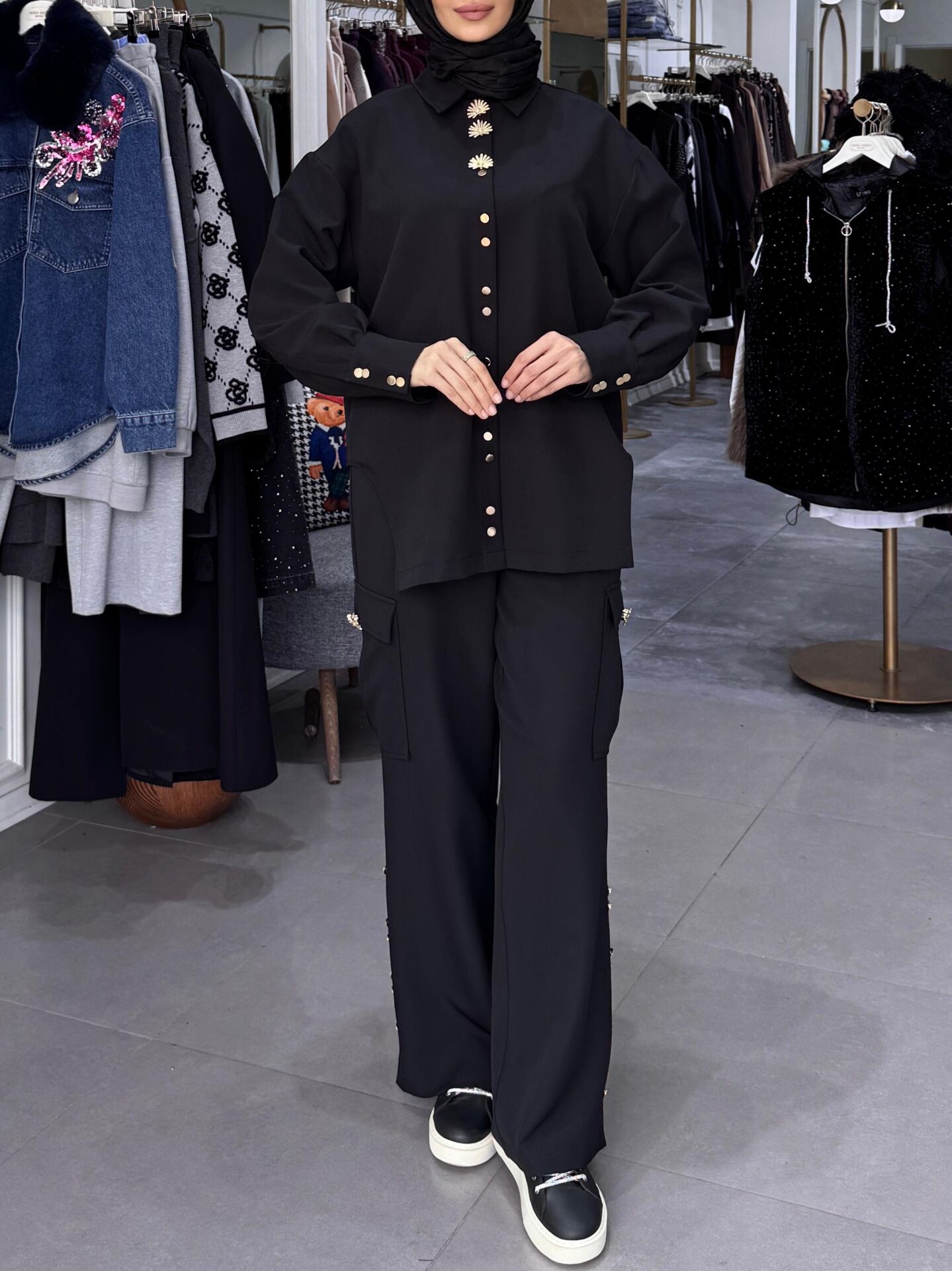 SOLENNE  DÜĞME DETAY TAKIM SİYAH