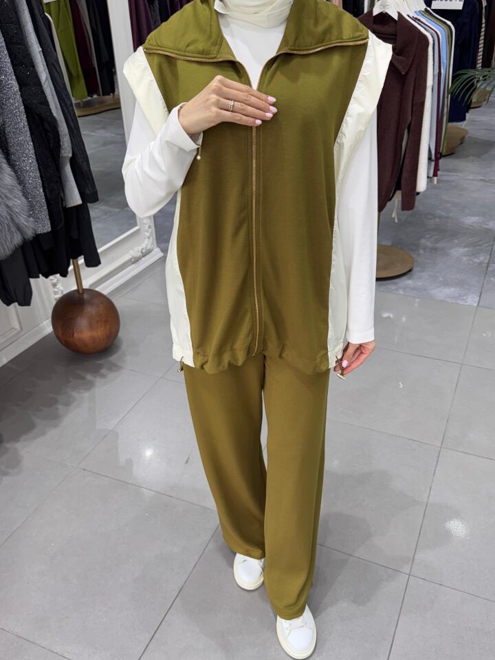 GARNİ DETAYLI YELEKLİ TAKIM YEŞİL