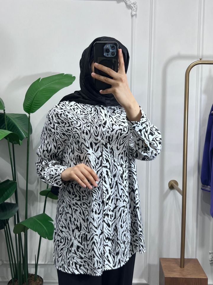 DAFNE BASKILI GÖMLEK SİYAH-BEYAZ