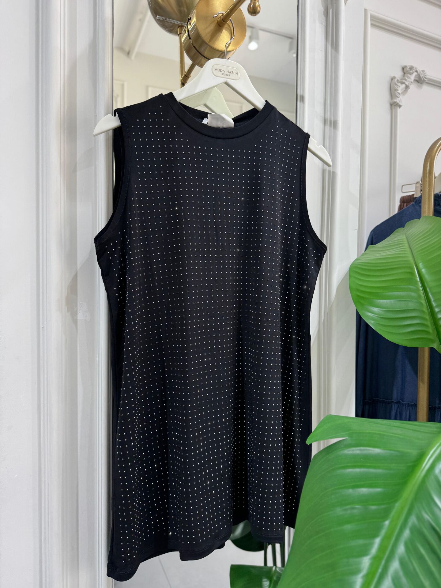 TAŞ DETAYLI İÇLİK SİYAH