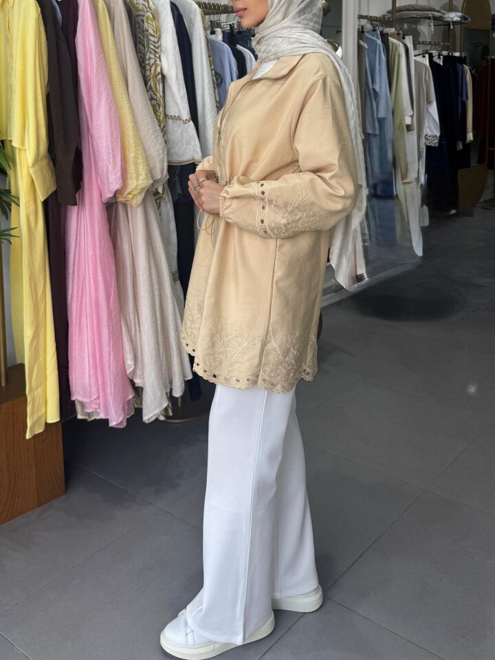 NAKIŞ DETAYLI CEKET SARI