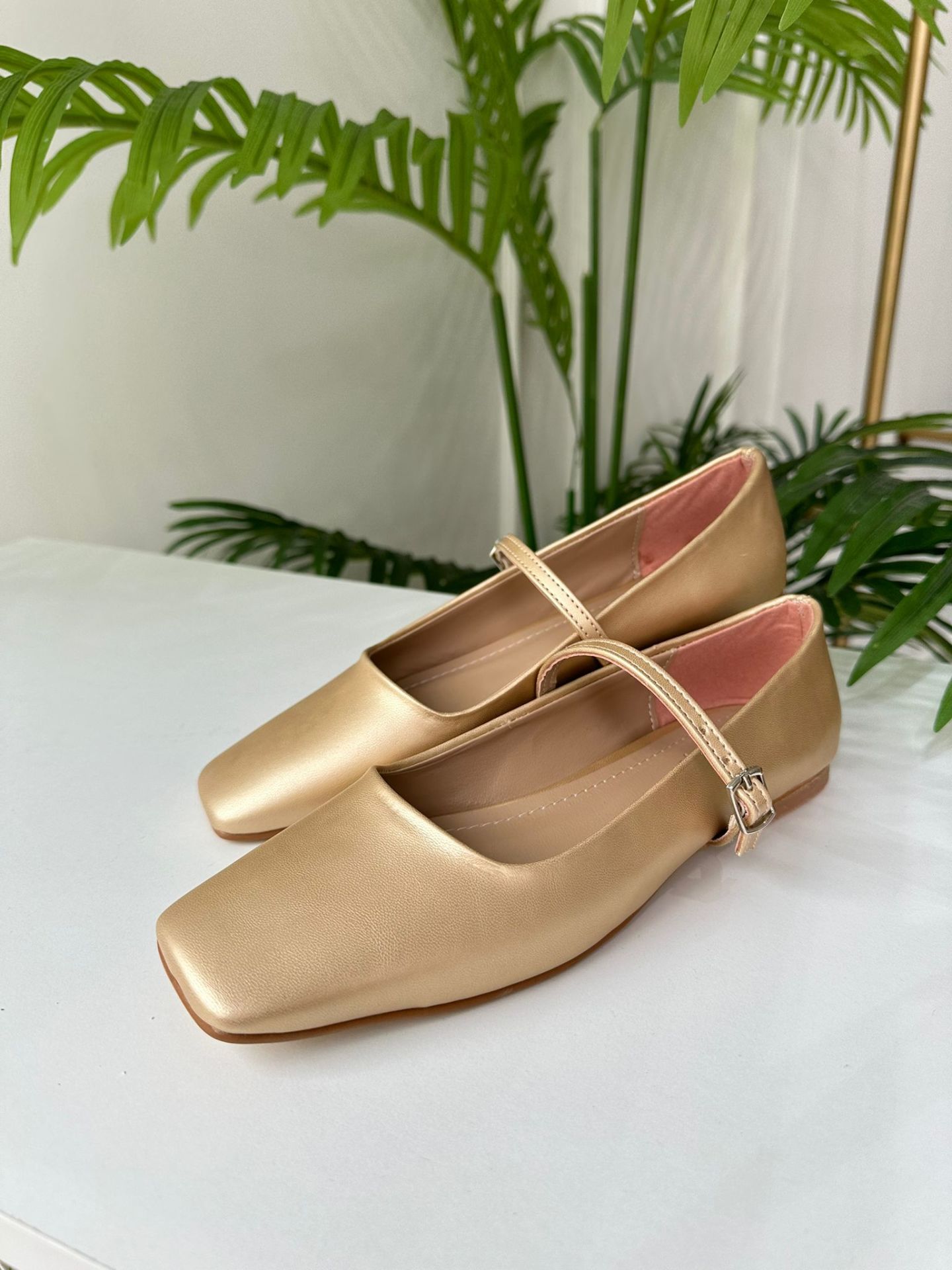 GOLD BABET