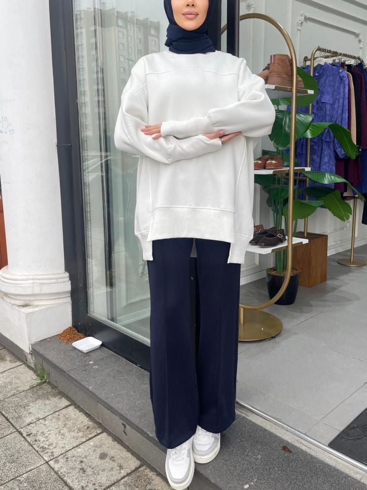 PARMAK GEÇME DETAYLI SWEAT EKRU