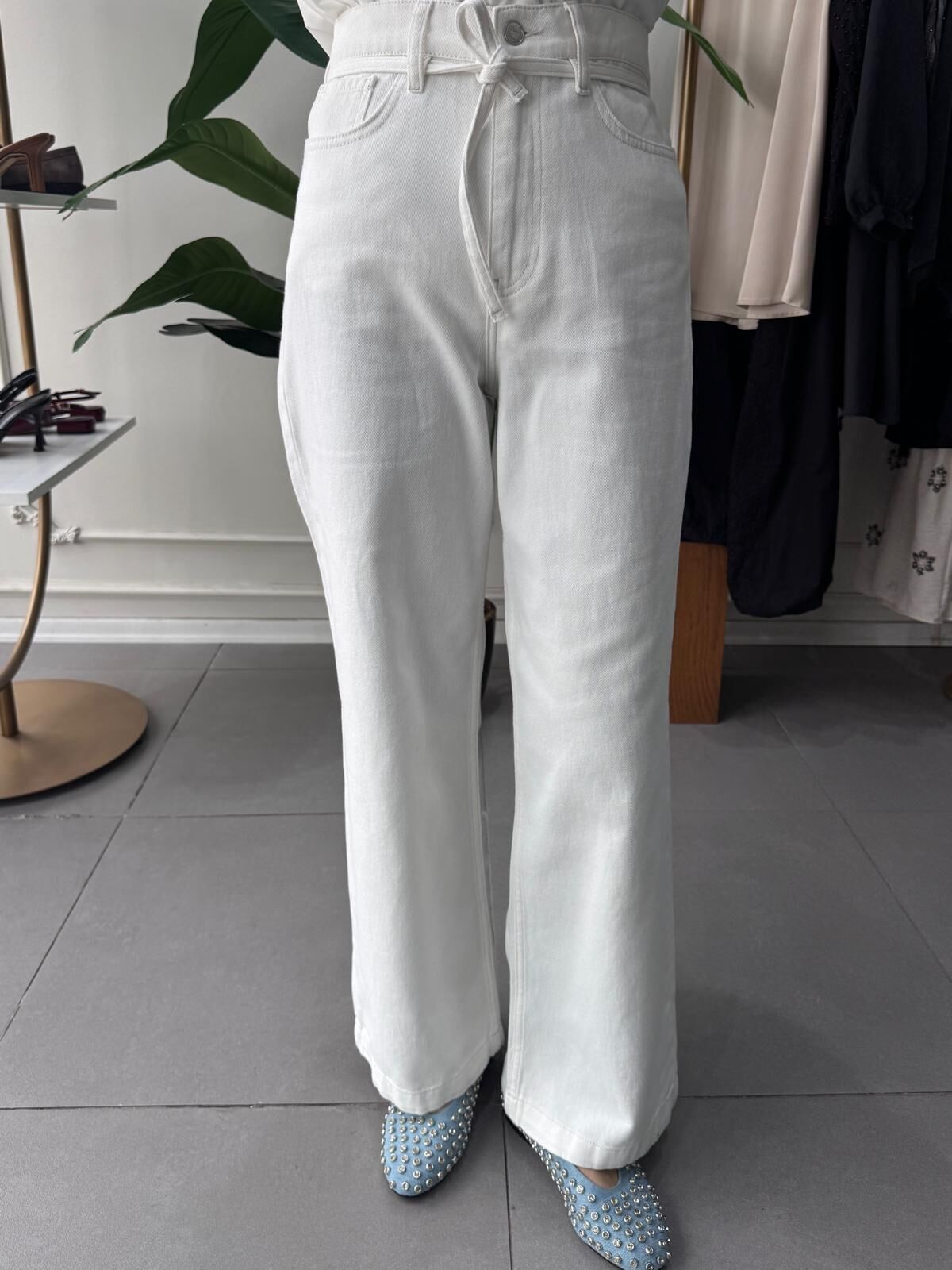 BAGGY JEAN EKRU