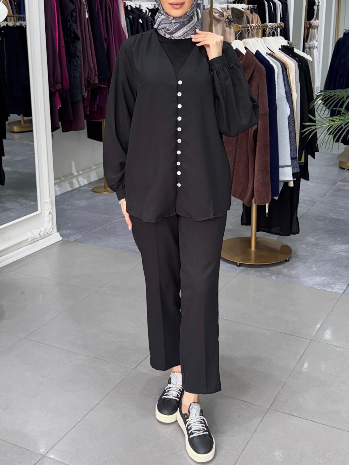 BELİ LASTİKLİ PANTOLON SİYAH