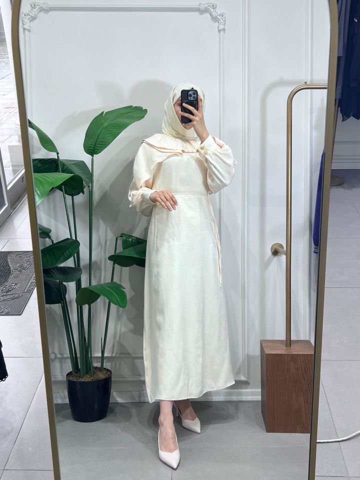 KENDİNDEN SİMLİ ZARİF ELBİSE BEJ