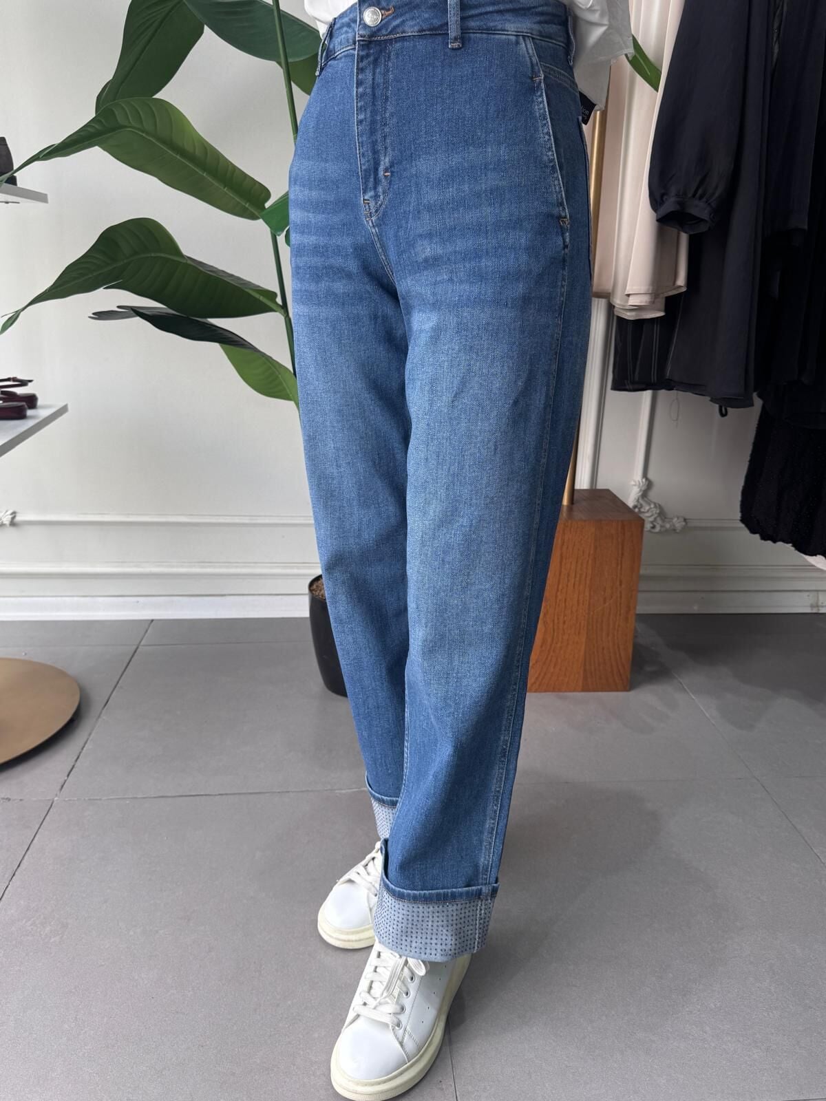 TAŞLI DUBLE PAÇA JEAN