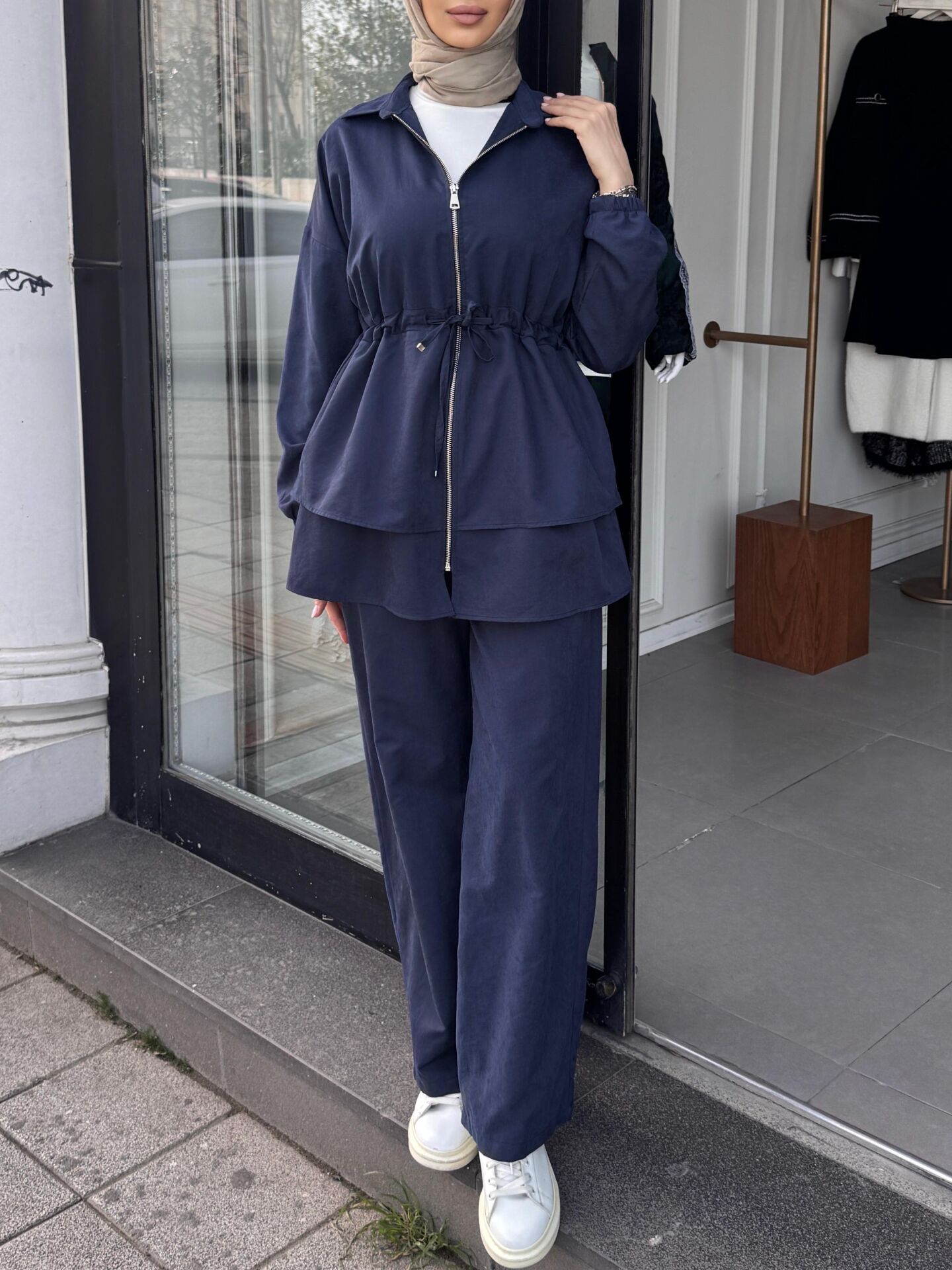 BEL BÜZGÜ DETAY TAKIM LACİVERT