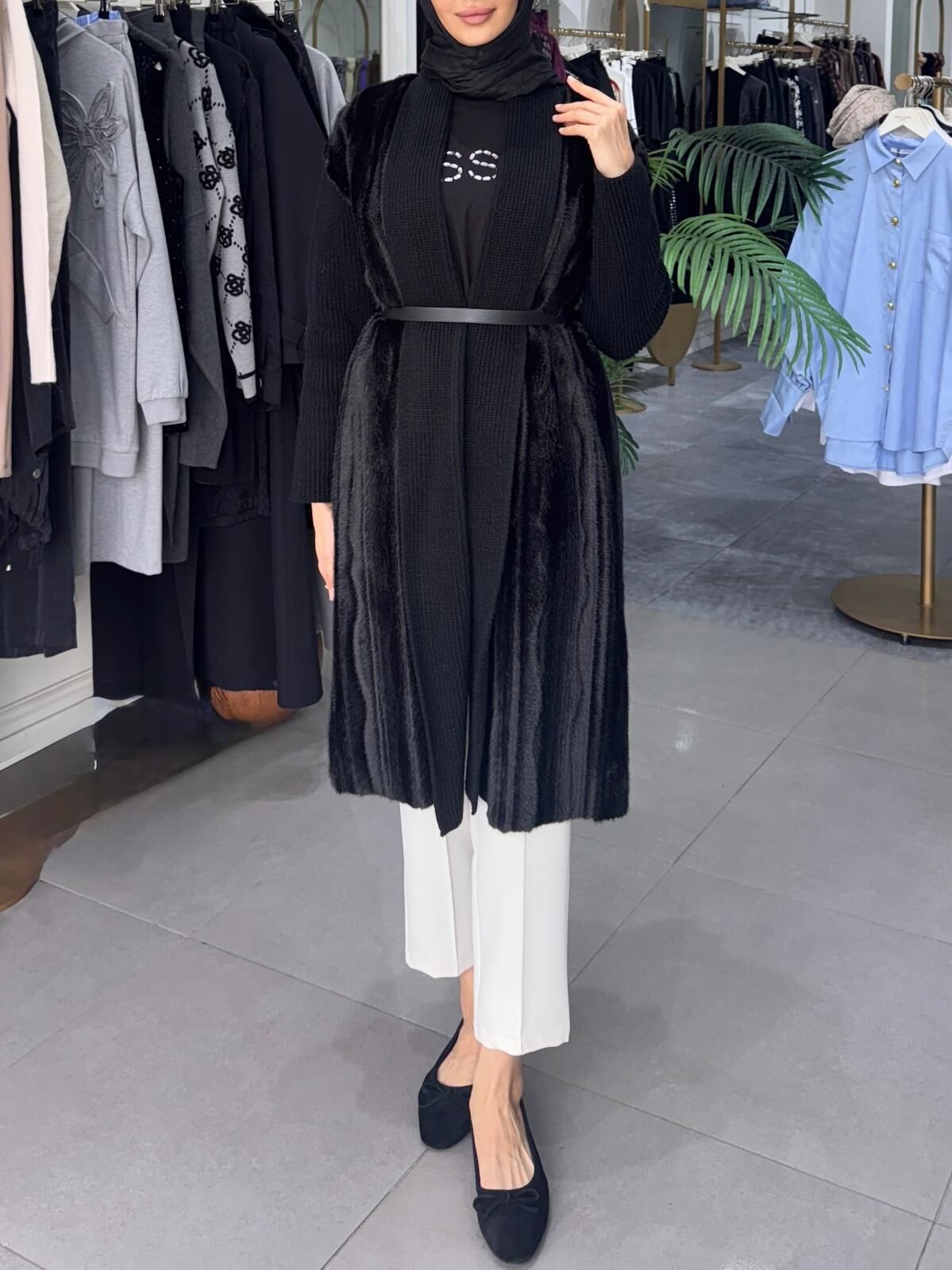 KÜRKLÜ TRİKO HIRKA SİYAH