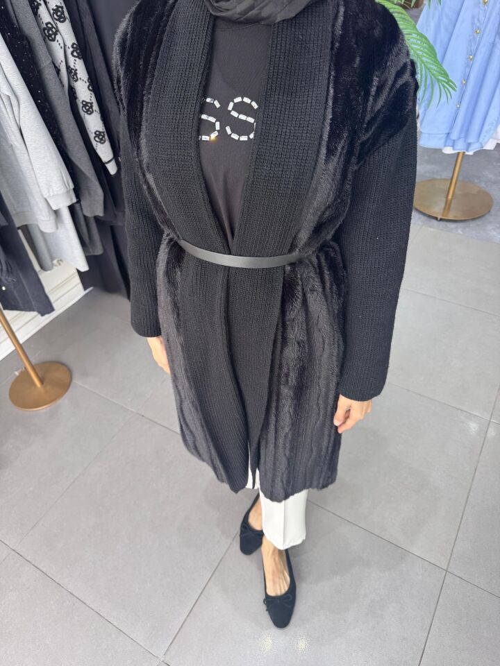 KÜRKLÜ TRİKO HIRKA SİYAH