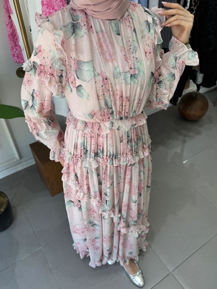 DESENLİ ELBİSE PUDRA ÇİÇEK