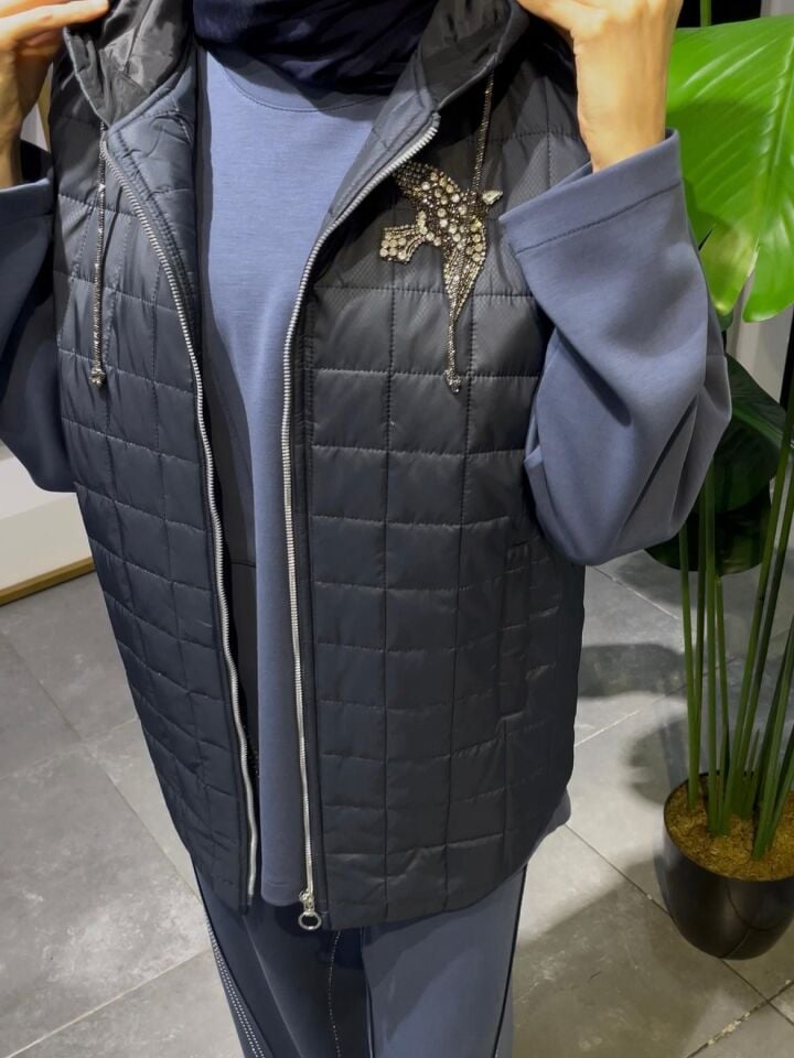 KUŞ DETAYLI YELEK  LACİVERT