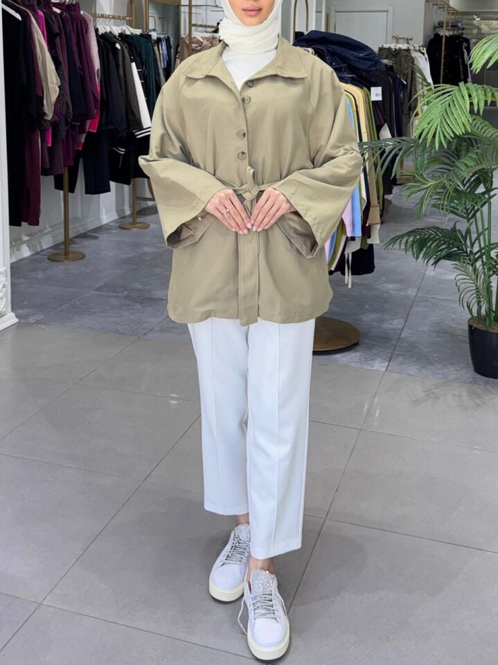 DÜĞMELİ TRENÇKOT ÇAĞLA