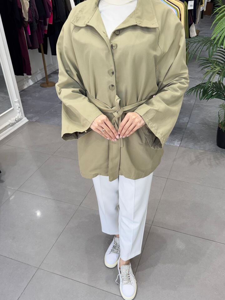 DÜĞMELİ TRENÇKOT ÇAĞLA