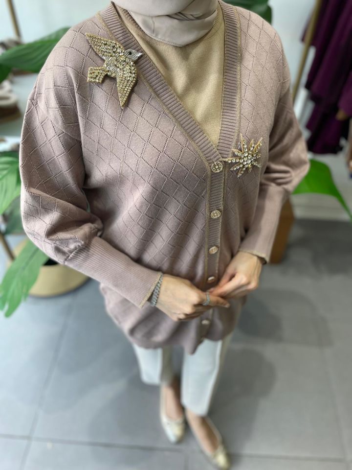 BAKLAVA DESEN TRİKO HIRKA VİZON