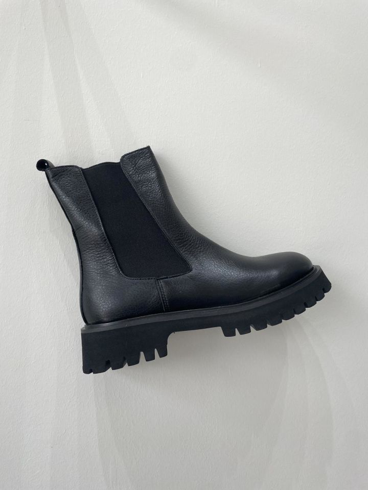 ORİJİNAL DERİ MİNİMAL BOT SİYAH