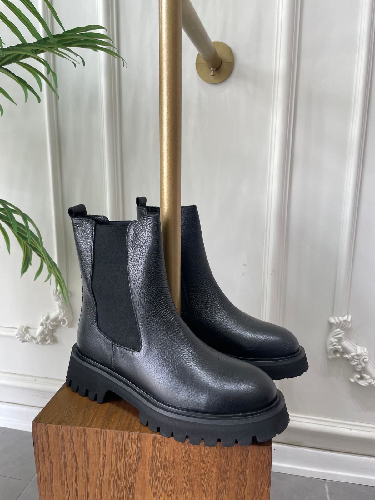 ORİJİNAL DERİ MİNİMAL BOT SİYAH