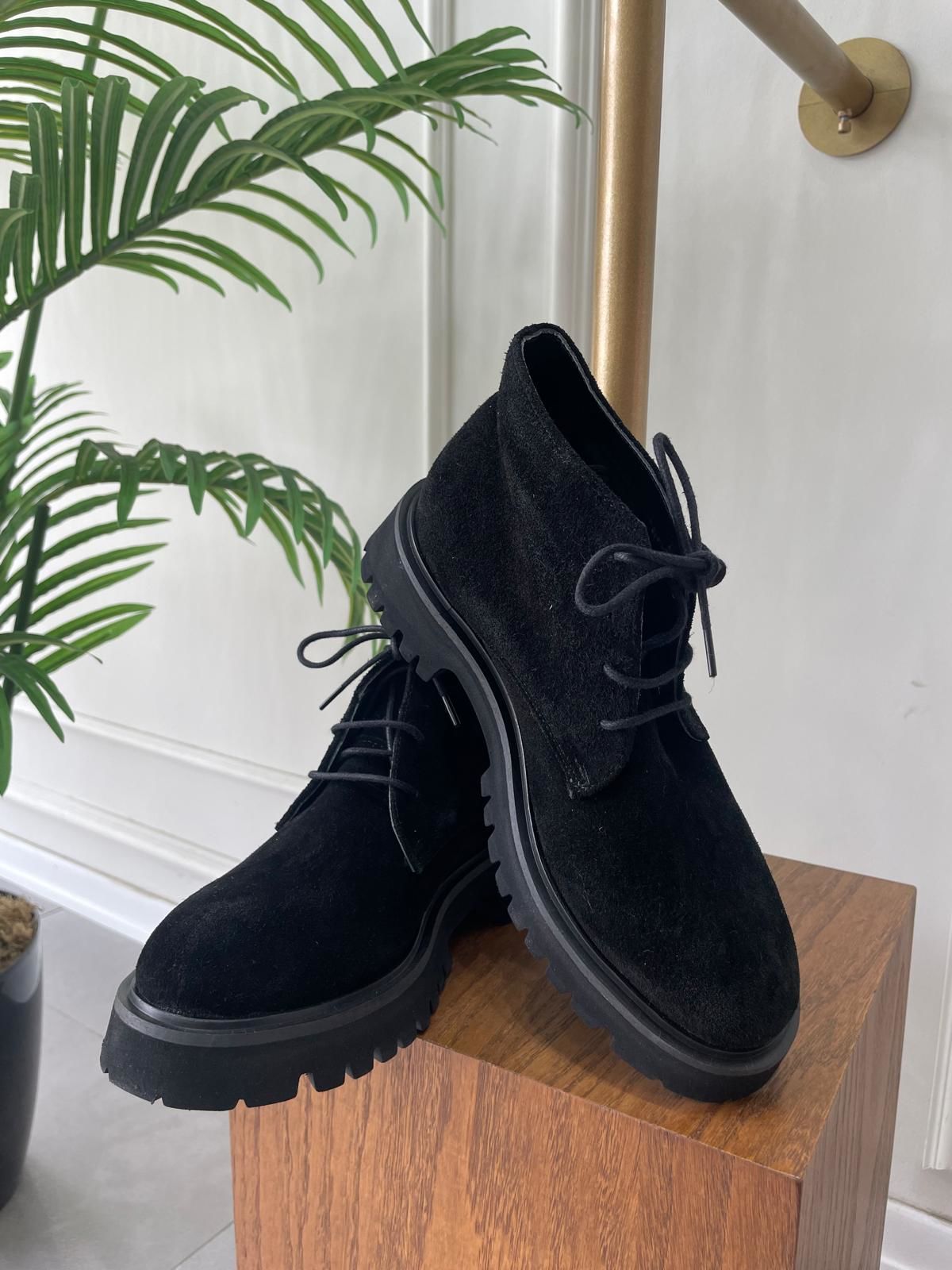 BAĞCIKLI SUET DERİ SİYAH