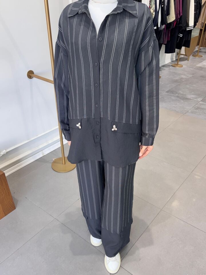 İSTİRİDYE DETAYLI TAKIM SİYAH