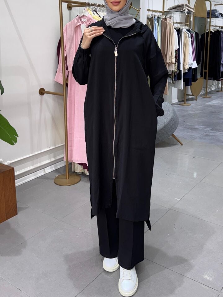 YIRTMAÇLI FERMUARLI KAP SİYAH