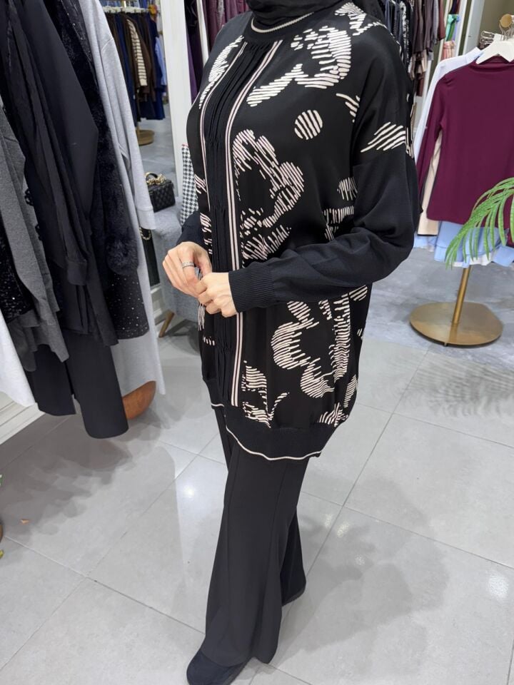 MERSERİZE TUNİK SİYAH ÇİÇEKLİ