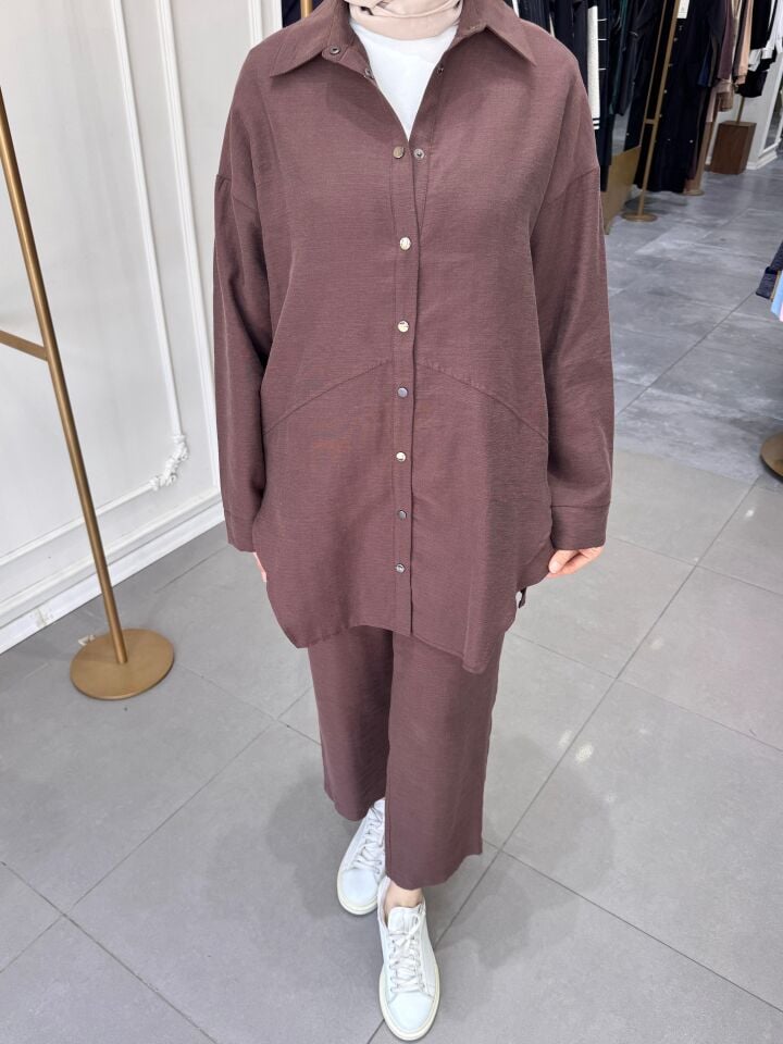 ÖNÜ ÇITLI ALLER TAKIM KAHVERENGİ