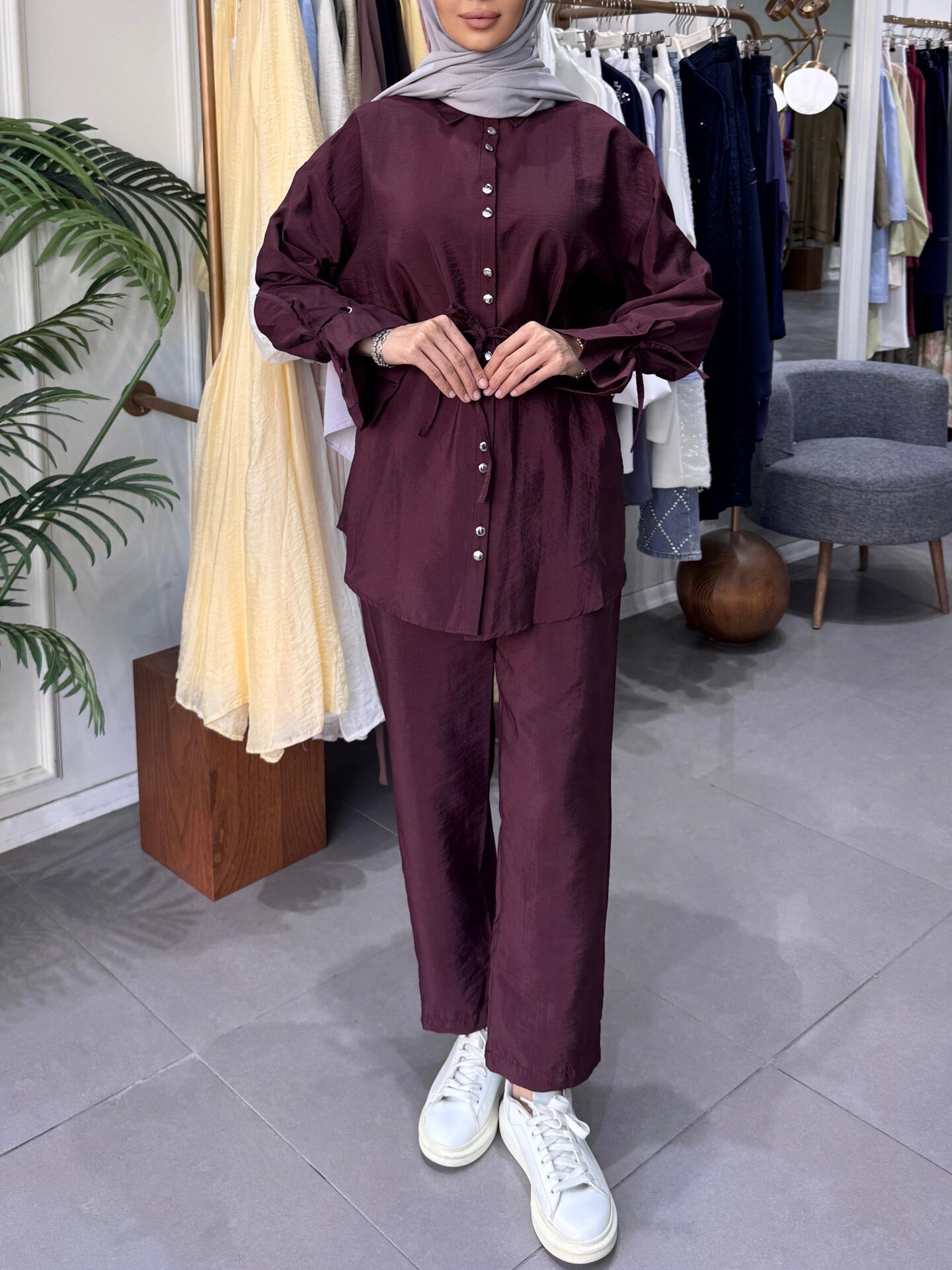 ÇİFT DÜĞME DETAYLI TAKIM MÜRDÜM