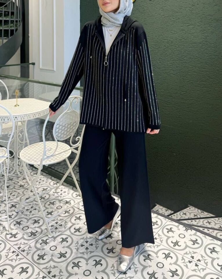 TAŞLI TRİKO TAKIM SİYAH