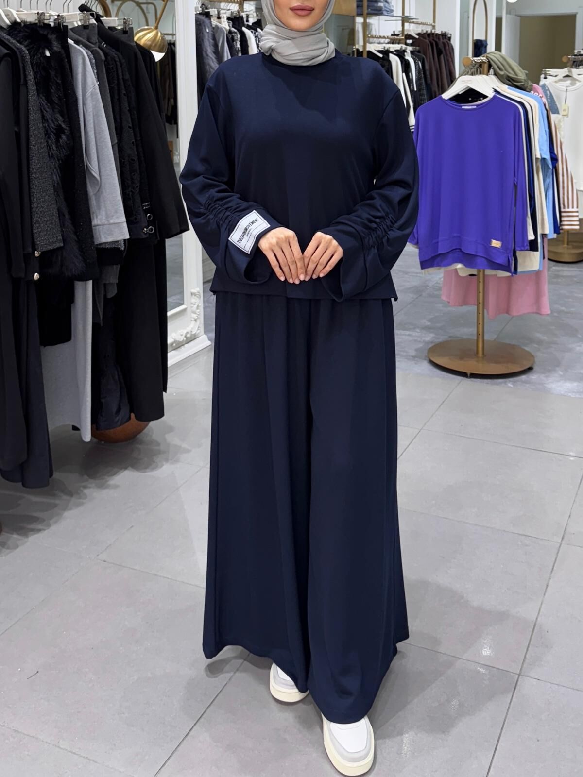 KOL ETİKET TAKIM LACİVERT