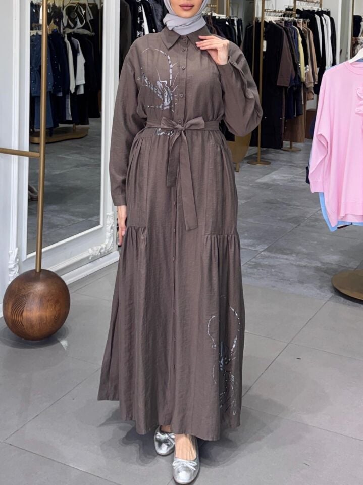 ÖNÜ BASKILI SAFARİ ELBİSE