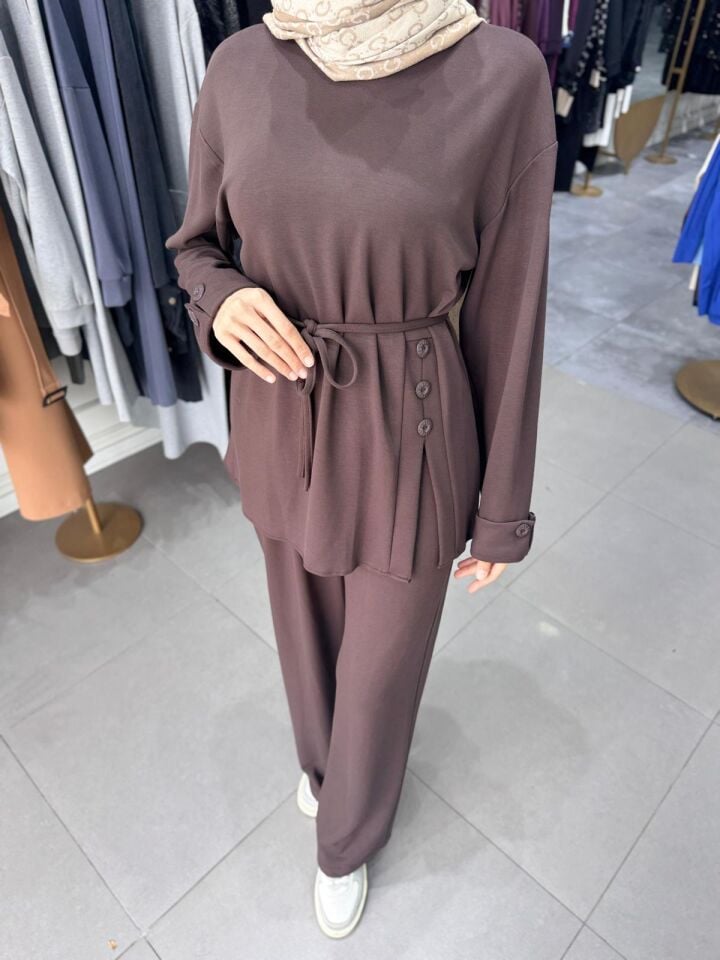 DÜĞMELİ TAKIM  KAHVE