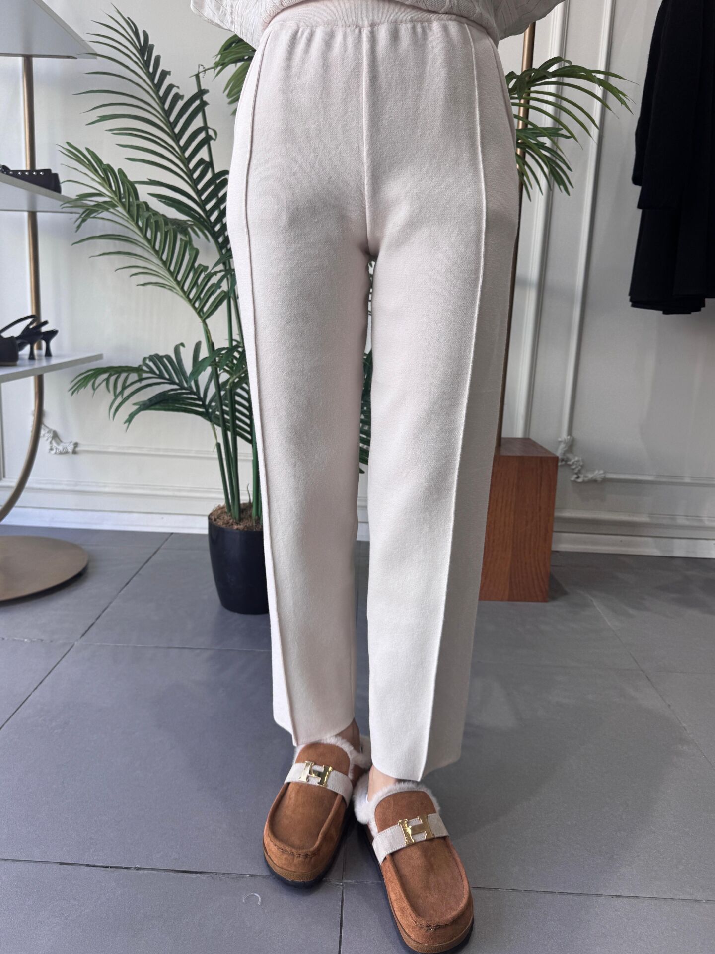 DAR TRİKO PANTOLON EKRU