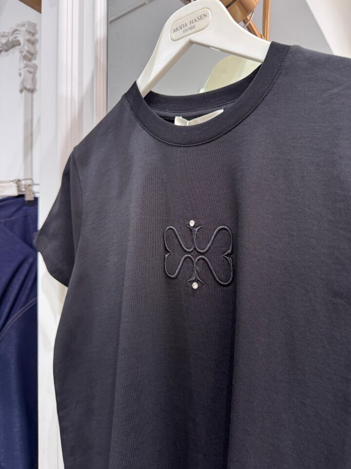 NAKIŞLI TİŞÖRT SİYAH