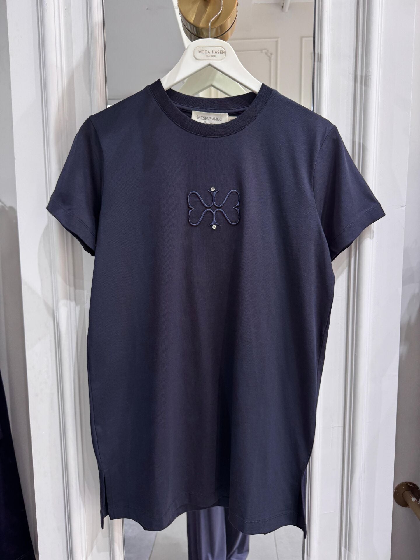 NAKIŞLI TİŞÖRT LACİVERT