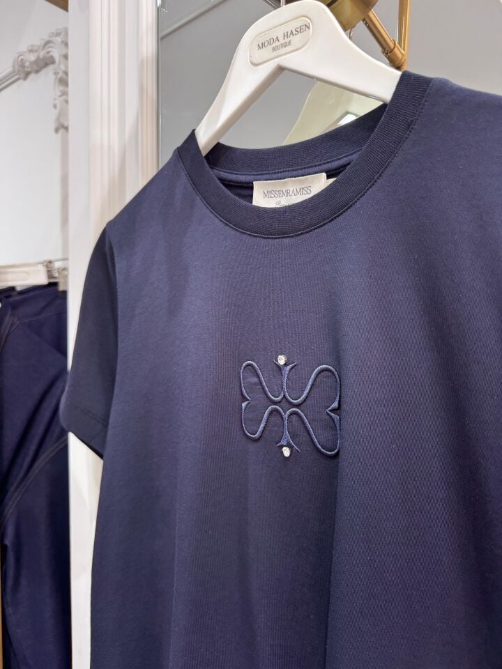 NAKIŞLI TİŞÖRT LACİVERT