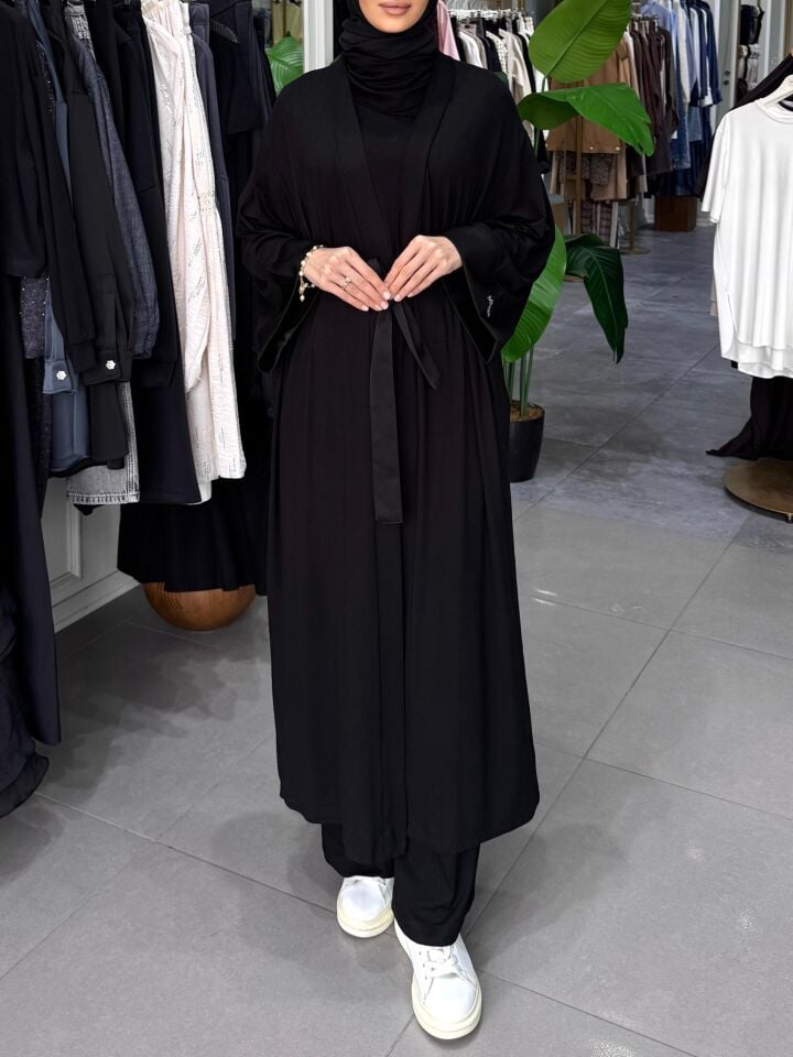 TAŞLI UZUN HIRKA SİYAH