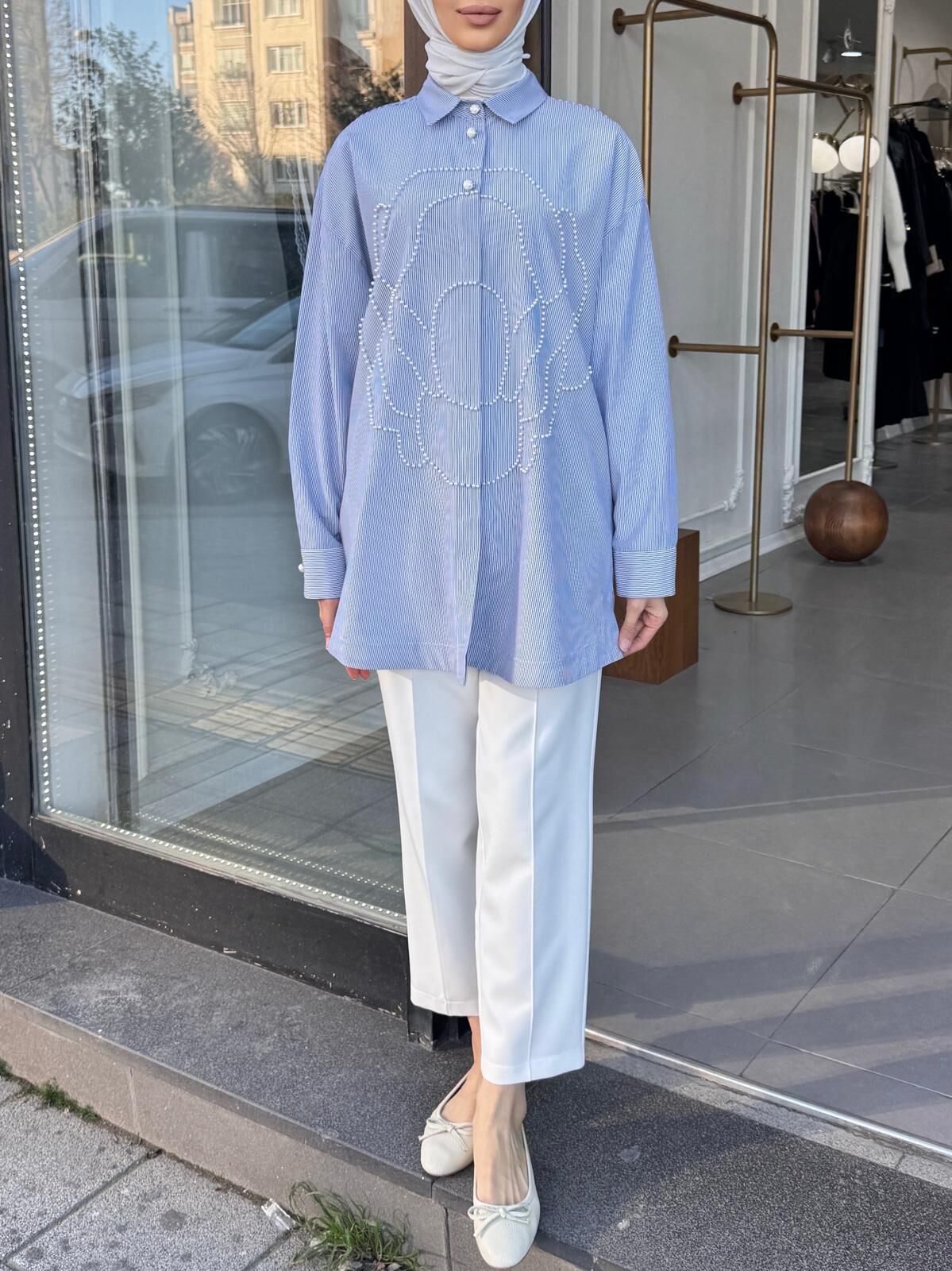 İNCİ İŞLEMELİ ÇİZGİLİ GÖMLEK