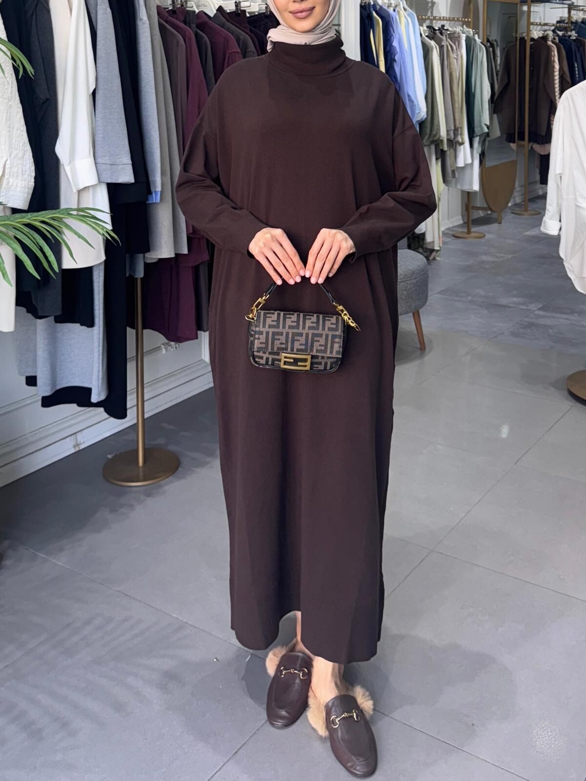 TRİKO ELBİSE KAHVERENGİ