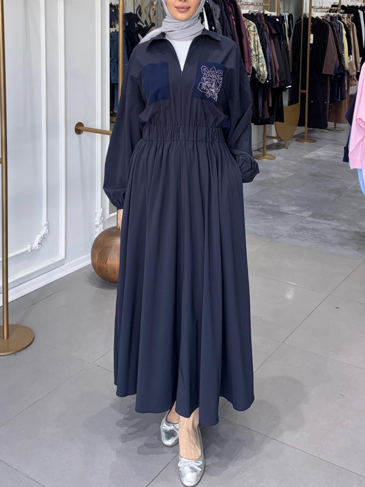 CEP ÜZERİ İŞLEMELİ PARAŞÜT ELBİSE