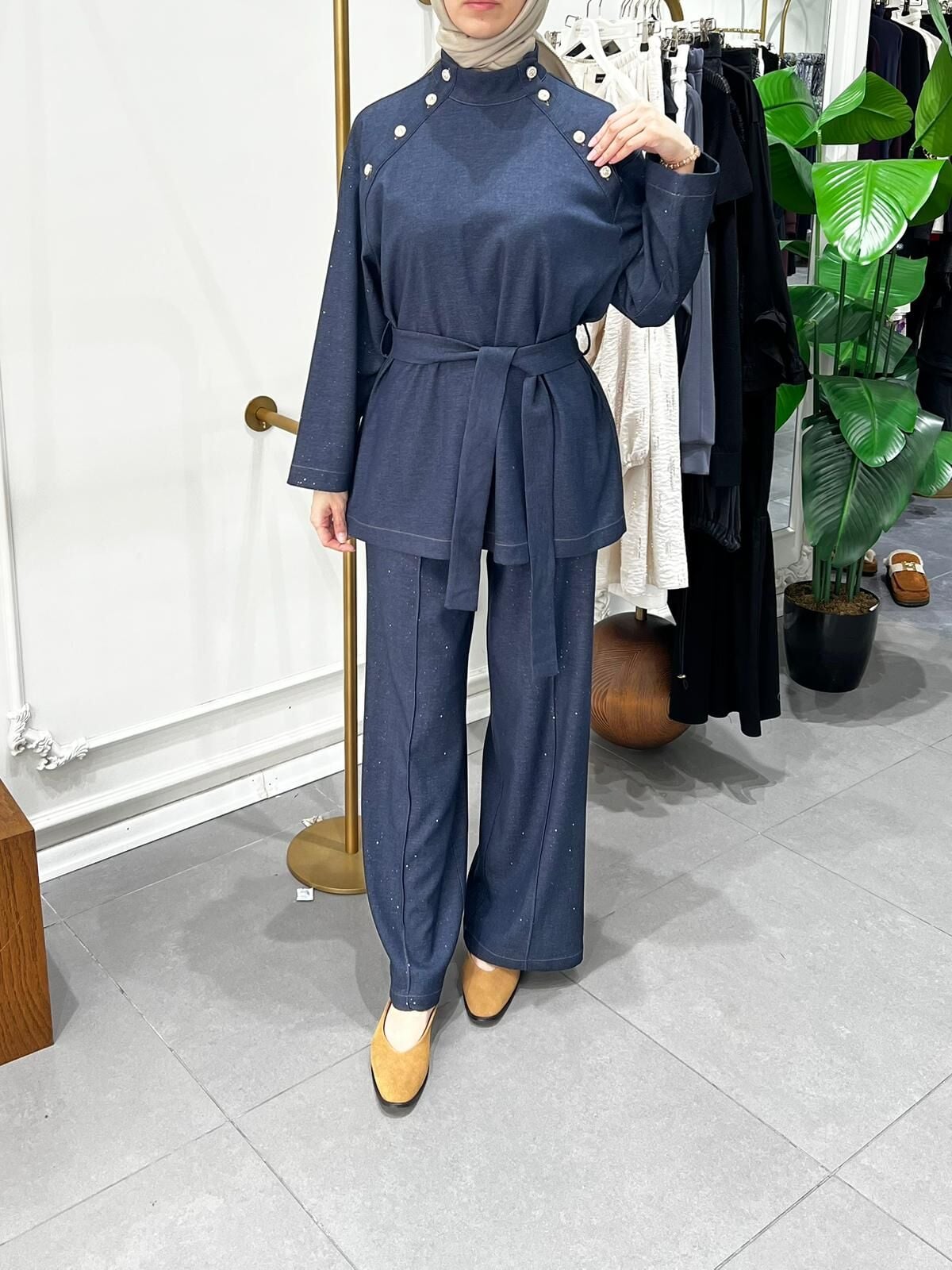 GHİSA TAKIM LACİVERT