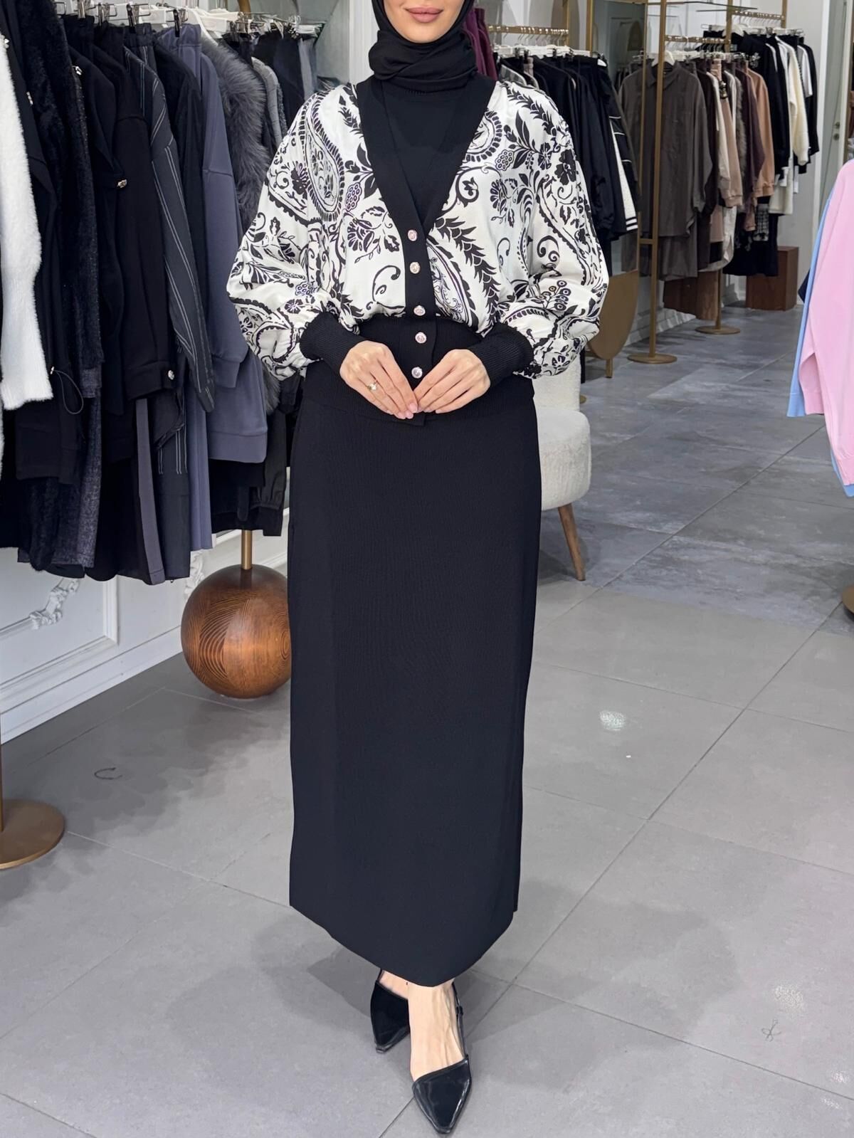 SATEN MERSERİZE ETEK ÜSTÜ HIRKA