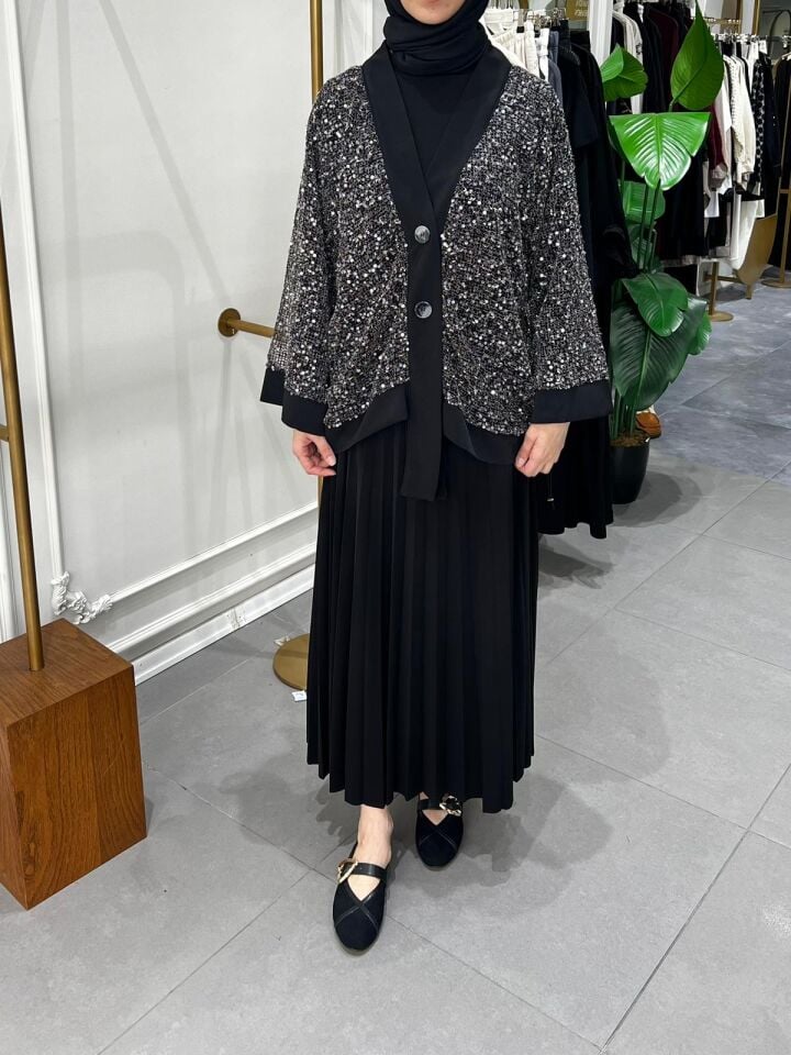 PULLU ÜÇLÜ TAKIM SİYAH