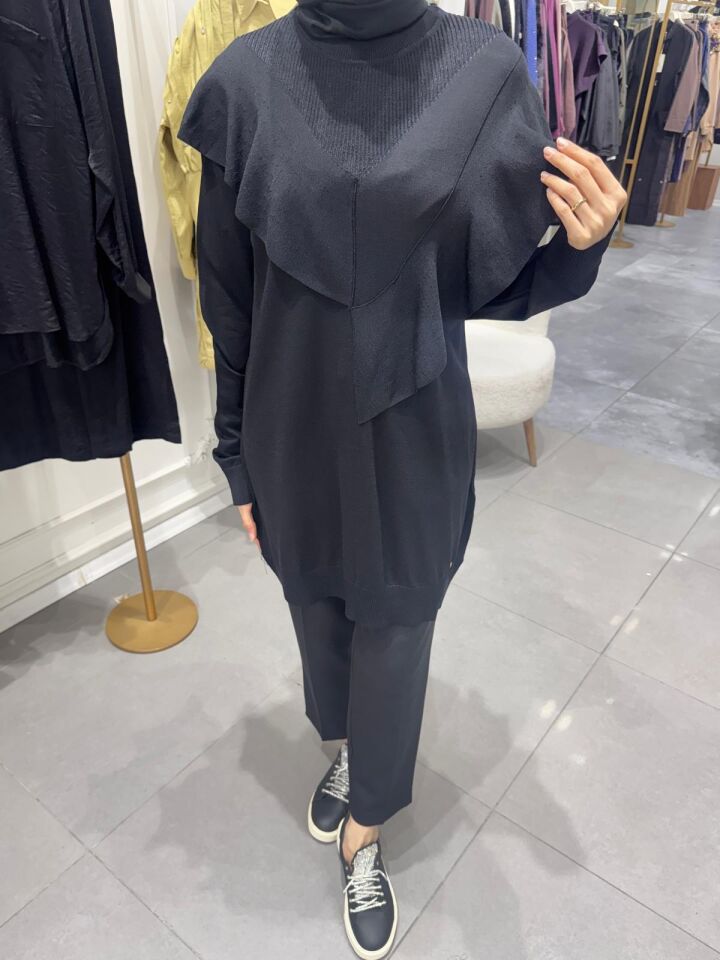 V YAKA MERSERİZE KAZAK SİYAH