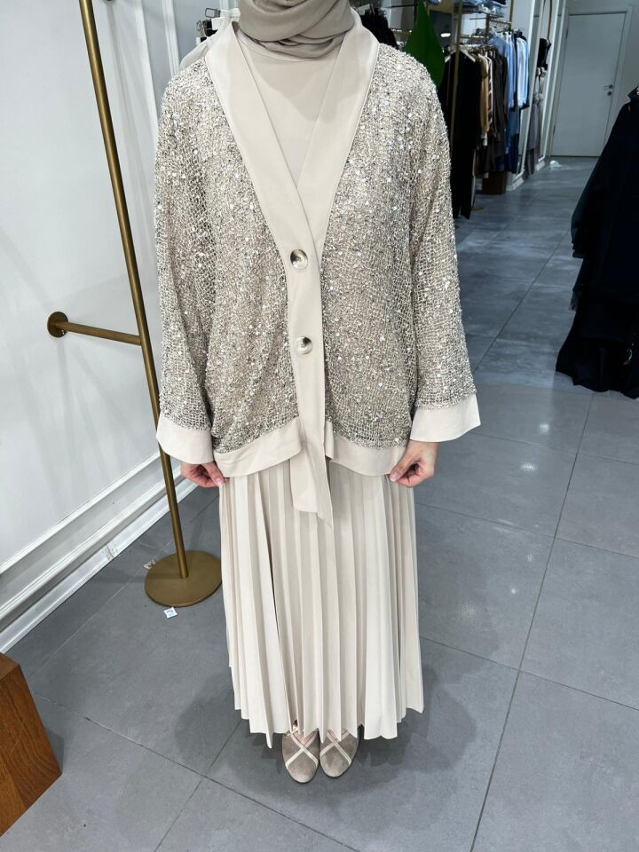 PULLU ÜÇLÜ TAKIM BEJ