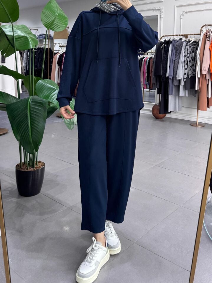 KAPÜŞONLU TAKIM LACİVET