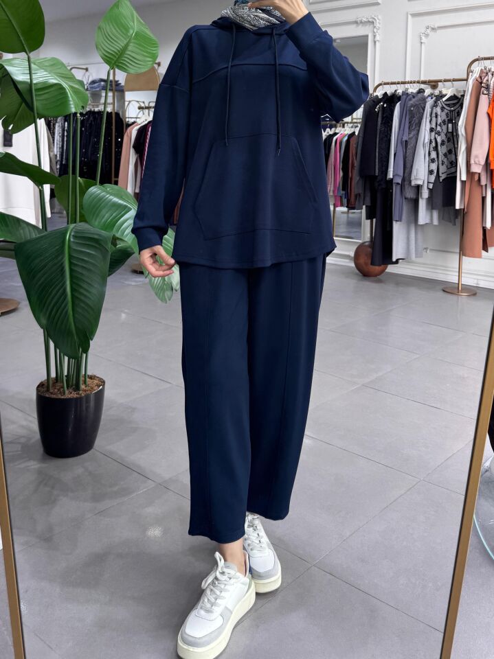 KAPÜŞONLU TAKIM LACİVET